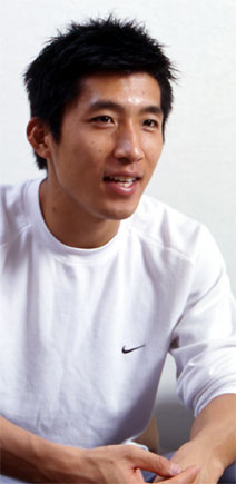 西谷岳文選手写真